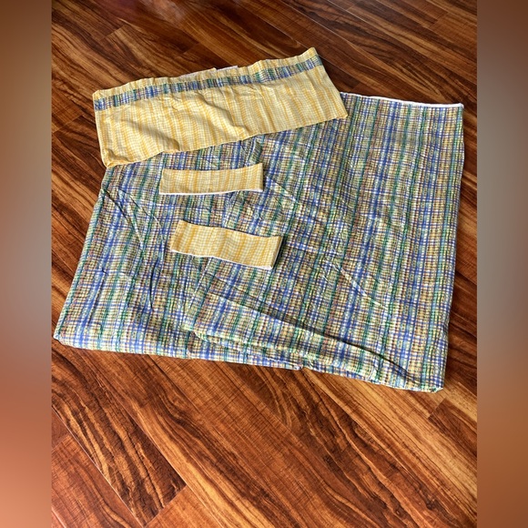 Curtains - yellow and plaid design with valence and tie backs - Picture 5 of 6